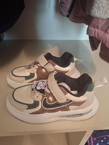 Oyuncaqlar: Rəng - Bej Krossovkalar, Ölçü: 33, Uniseks — 1