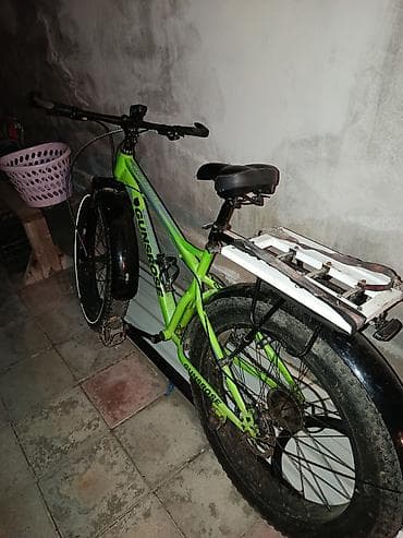 mp3 yüklə: GUNROSE fatbike velosiped - Rəng: parlaq yaşıl, qara detallar - — 2
