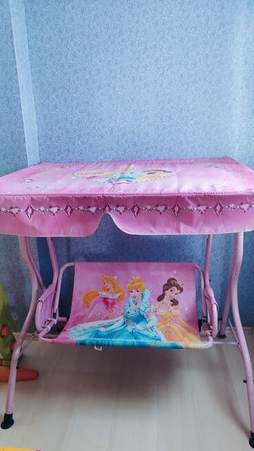 детские комплекты с бриджами: Детский уголок.Состоит из горки,песочницы,качелей и загона. Аксессуары — 9