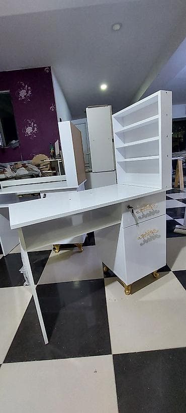 qorka mebelleri: Yeni, Manikür üçün masa, Güzgüsüz — 2