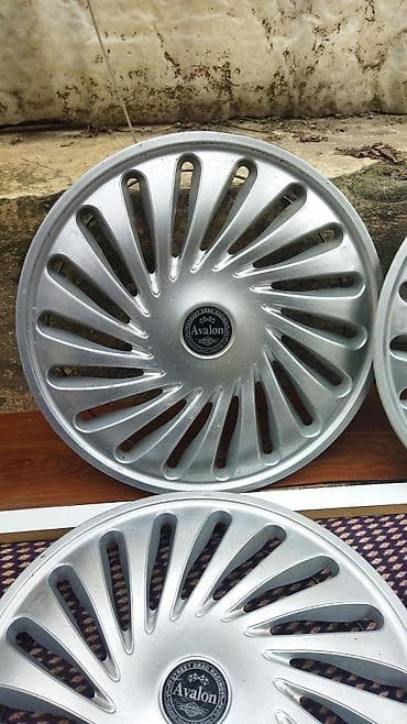 diski lider: Avalon markalı təkər qalpakları (4 ədəd dəst) - Rəng: gümüşü - — 1