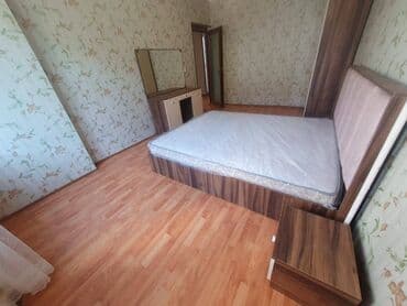 bina az musfiq qesebesi kohne tikili: Yasamal rayonu, M. Xiyabani küçəsində, Bazarstore marketin yanında — 6