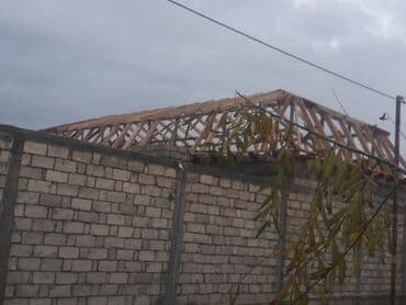 Plitə işləri: Müasi̇r hər növ . Dam örtukləri̇ni̇n vurulmasi̇. Yi̇ği̇lmasi̇ — 8