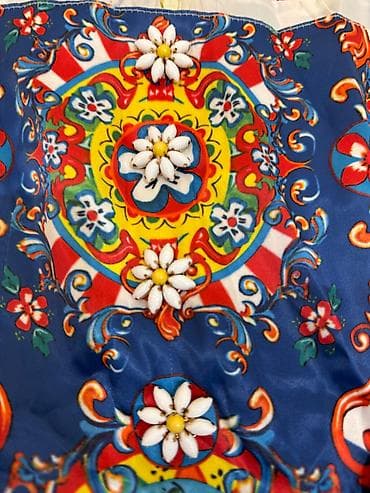 Baş geyimləri: Dolce qabbana sarafan.sml olcuye uygun,cox baha alinib — 5