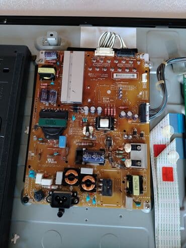 televizor smart: İşlənmiş Televizor LG LED ekran 43" FHD (1920x1080), Ünvandan götürmə — 3