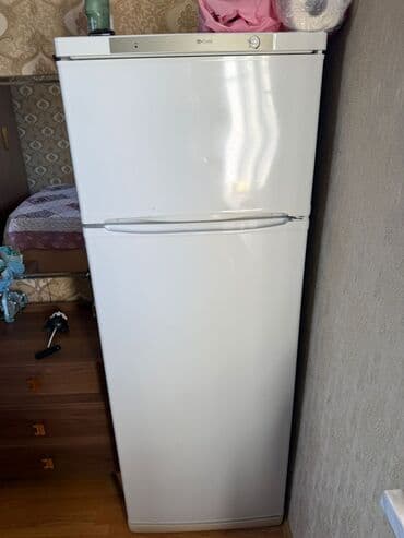 İşlənmiş 2 qapılı Indesit Soyuducu Satılır, rəng - Ağ