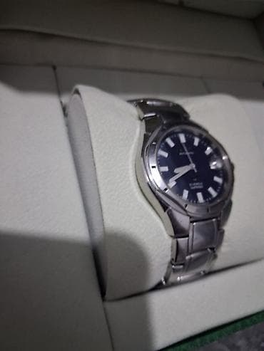 İşlənmiş, Qol saatı, rəng - Gümüşü — 3