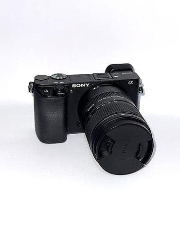 Satılır: Sony Alpha A6400 güzgüsüz fotoaparat + Sigma 18-50mm f/2.8 DC