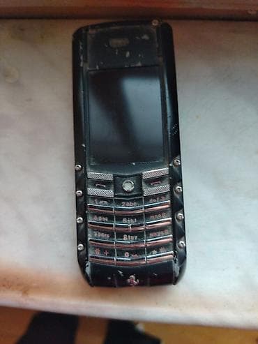 Vertu rəng - Qara, Düyməli