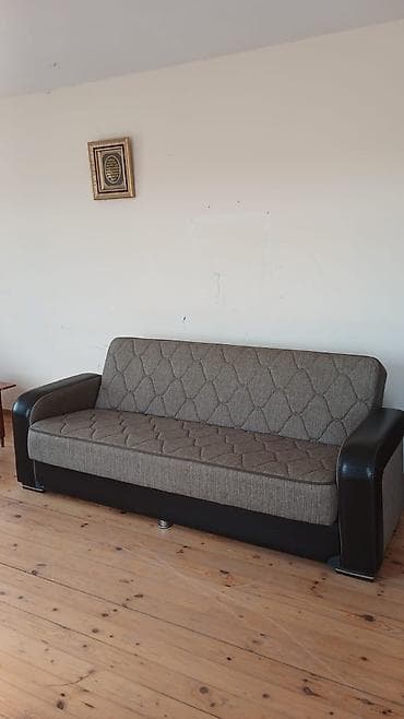 qedimi divan: Geniş və rahat divan.Bazalıdır.Açılandır. Az işlənib.Embawood — 2