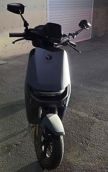 moped 49 kub: Elektrik skuter – şehir içi hərəkət üçün komfortlu və səmərəli model — 3