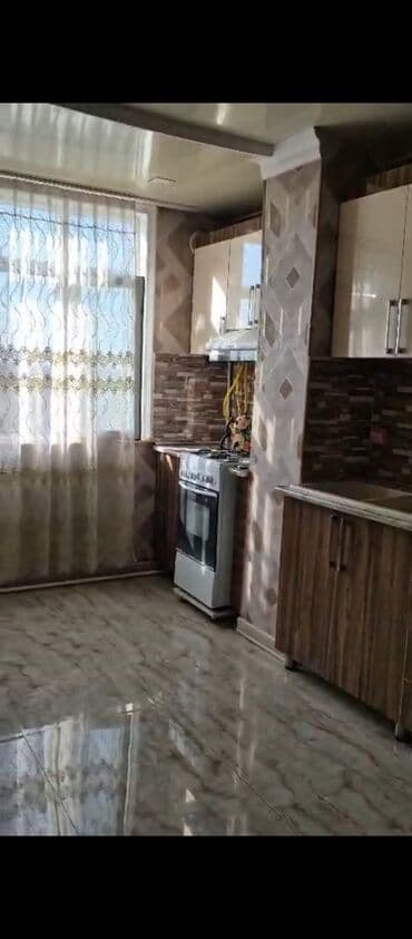 binəqədi kirayə: Gəncə şəhər Kirayə verilir 300 m Babək servisin arxasıdı Bolmarta — 2