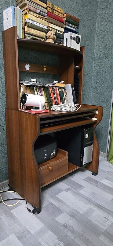 duz gabi: Düz masa, Polkalı, Siyirməli, Sadə laminat — 2