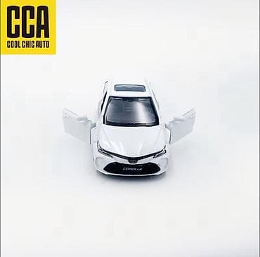 Məhsul: Toyota Corolla sedanın detalı yüksək olan miniatur modeli (CCA — 4