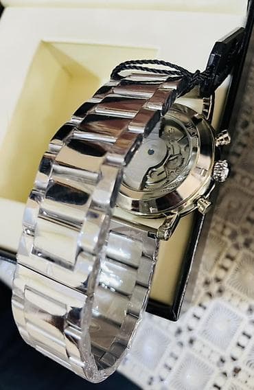 halqa sirqalar: Qol saatı, Patek Phillipe, rəng - Göy — 4