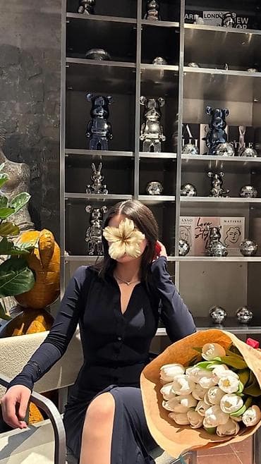 Şəxsi əşyalar: Tünd göy rengdedir 1 defe ad gününe giyinilib uzun dar modeldi xs — 2