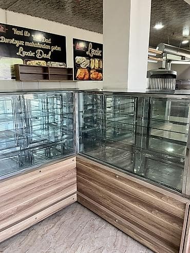 Biznes üçün avadanlıq: Soyuducu vitrin + kassa şkafı Çox az istifadə edilib. Yeni kimidir — 8