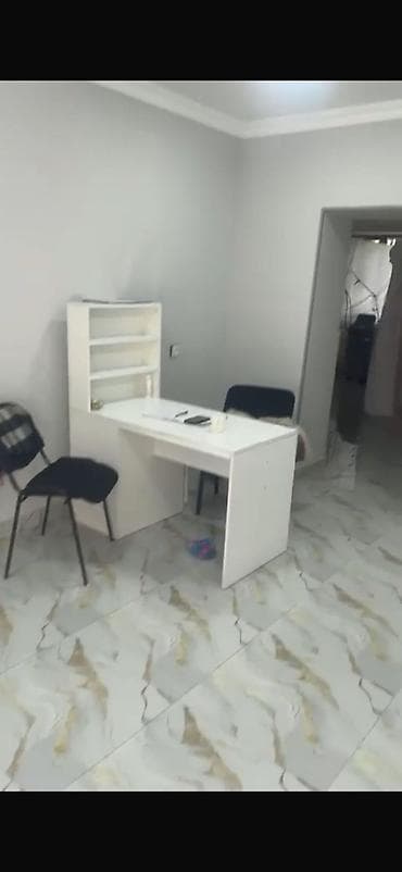 ders masasi: Yeni, Manikür üçün masa — 1