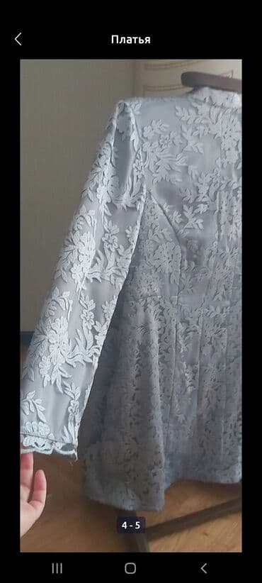 вешалка в прихожую с зеркалом: Жакет, сшитый из дорогой ткани, серебристого цвета, размер 42-44, 70 — 2