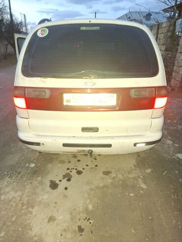 changan azerbaijan qiymeti: Ford Galaxy, ağ rəng, miniven/krossover sinfi. Xarici xüsusiyyətlər — 3