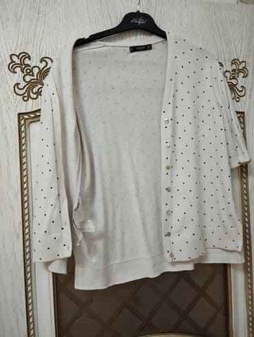 ust geyimi: Kofta 40 L razmer — 2