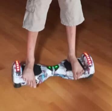 mopedlər elekdirikli: Əla vəziyyətdədir. Heç bir deffekti yoxdur. Bluetooth-la musiqi — 3