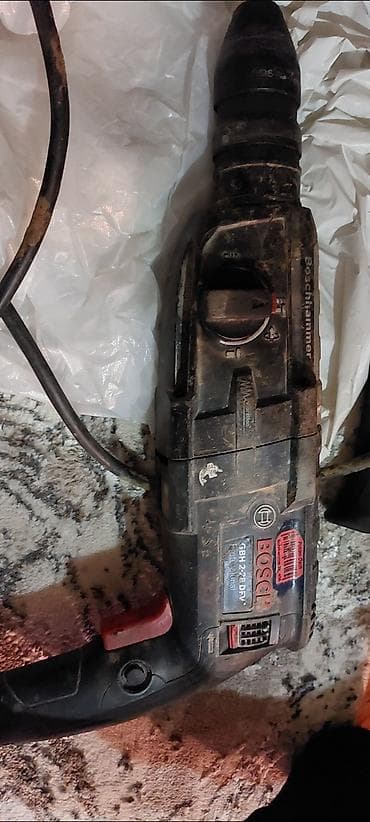 Məhsul: SDS-plus perforatorlar (şnəkiləyən/qıran matkaplar) 1) Bosch lalafo.az -da Məhsul: SDS-plus perforatorlar (şnəkiləyən/qıran matkaplar) 1) Bosch