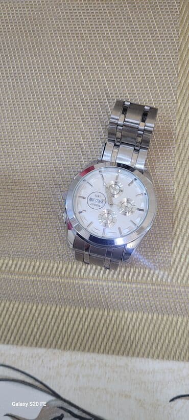 oğlan sepləri: İşlənmiş, Qol saatı, Tissot, rəng - Gümüşü — 14