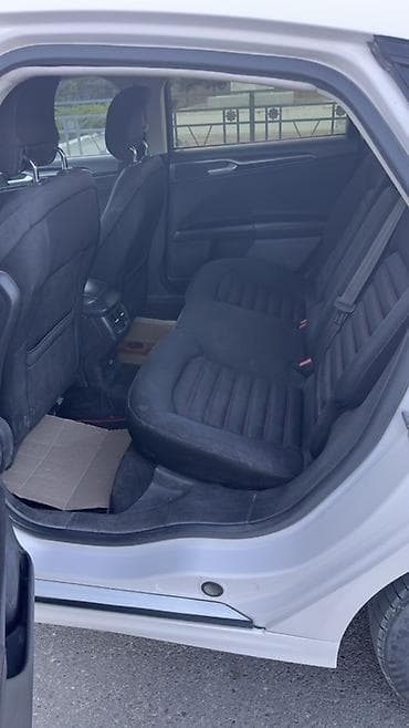 Avtomobil satışı: Ford Fusion sedan – salon və idarəetmə - VIN: 3FA6P0HD4ER298689 - — 9