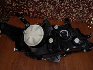 on suse: Sağ, Yaxın və uzaq vuran işıqlar Toyota, 2013 il, Orijinal, Yeni — 3