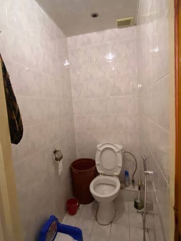 1 otaqlı kohnə tikili: Bakı, 4 otaqlı, Köhnə tikili, m. Xalqlar Dostluğu, 110 kv. m — 17