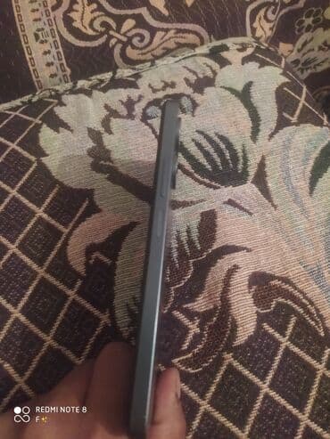 андроид мониторы prado: Smartfon - Tam ekranlı sensorlu ön panel, damla formalı ön kamera — 2