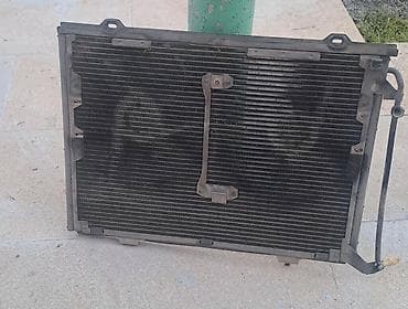 Avtomobil üçün kondisioner radiyatırı vəziyyətdə yaxşıdır sadəcə