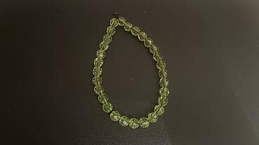 eqiq uzuk: Məhsul: Boncukdan hazırlanmış elastik bilərziklər və üzük Təsvir: - — 6
