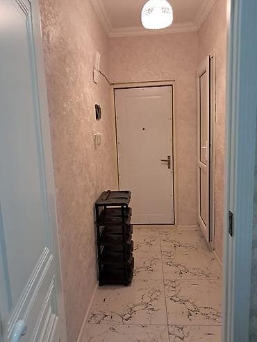 bakida ev kirayesi: Tam mebelli və texnikalı mənzil interyeri - Geniş, işıqlı zal: qonaq — 7