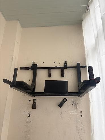 Divar üçün çoxfunksiyalı turnik–press–qarın trenaşoru - Metal