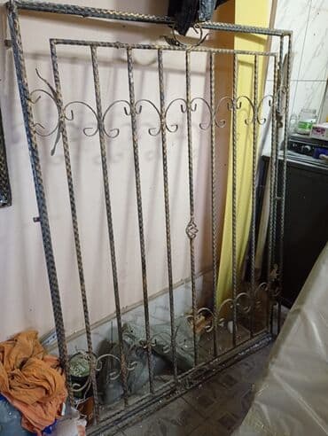 Dəmir barmaqlıq – dekorativ naxışlı - Material: qalın, bükmə profilli lalafo.az -da Dəmir barmaqlıq – dekorativ naxışlı - Material: qalın, bükmə profilli