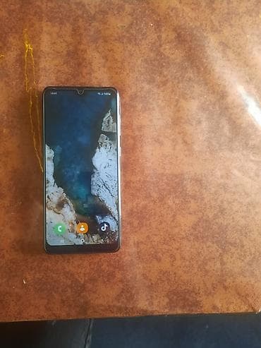 ssd 4 tb: Samsung Galaxy A31, 64 GB, rəng - Göy, Barmaq izi — 1