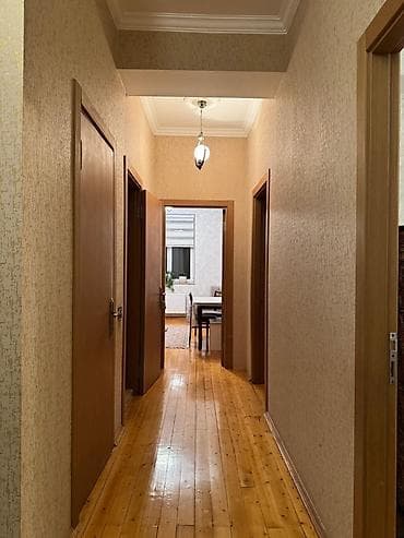 ağa center: Mənzildə geniş dəhliz və işıqlı otaqlarla rahat planlaşdırma. - — 3