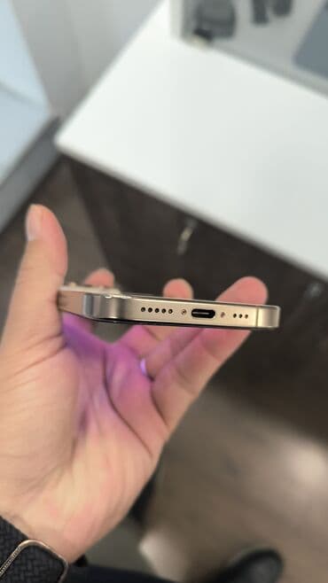 IPhone 16 Pro, 256 GB, Qızılı — 3