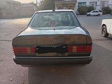 azsamand diski: Mercedes-Benz 190 (W201): 1.8 l | 1991 il Sedan — 2