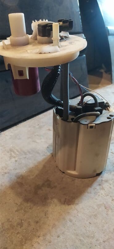 benzin qabı: Chevrolet Cruze üçün orjinal benzin nasos başqa ehtiyat hissələri də — 1