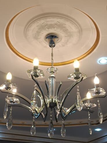 lyusturlar: Çılçıraq, 8 lampa, Şüşə — 1