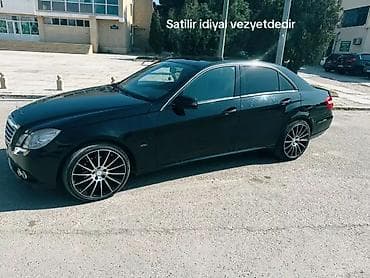 mersedes paxlava: Mercedes-Benz E-Class sedan E 200 - Kuzov: Qara rəng, 4 qapılı sedan — 1