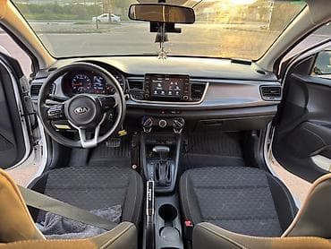 smart car: Kia Rio: 1.6 l | 2020 il Sedan — 7