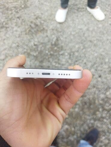 ipad 8 nəsil: IPhone 13, Ağ, Face ID — 5