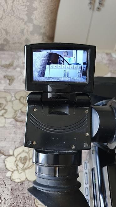 adapt: Sony peşəkar video kamera – HD çəkiliş Sony HD-2000 model 64 yaddaş — 6