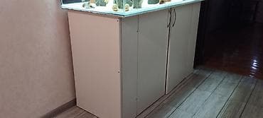 akvaryum satış: 1.50uzunlugu 50hundurluyu 60eni extra clear şüşədən 10luq yığılıb alt — 2