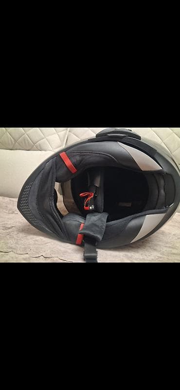 elektrik motorlar: •Scorpion EXO-520 AIR SOLID Black, M ölçü •Özünün original intercomu — 8