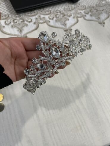 nişan donları instagram: Gəlinlik – zərif tüllü və payetli - Rəng: süd ağ - Model: A-line/bal — 5